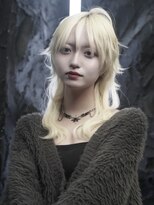 ケイ(K)&nbsp;ブロンドカラー×ウルフカット