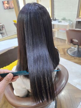 デザイナーズヘアー ラグジス(Designers hair LUXIS) ~【LUXIS海老名】~大人気の酸性ストレート♪