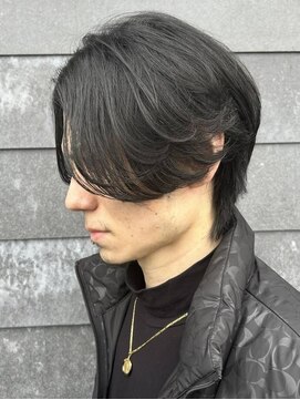 ヒュイル バイ ニアウ(Hwyl by Niau) MEN’S/リバースセンターパート/ニュアンスパーマ/伊勢崎