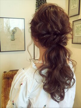 エクー(ECOO) 【     フェミニンローポニー    】