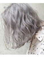 ローグ(LOGUE)&nbsp;【LOGUE】外国人風ラベンダーホワイト