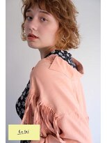 ラレイ(Lalei) 【表参道/青山】イエローベージュ×くせ毛風ショート【ささき】