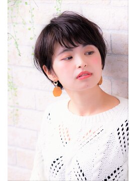 ソア 武蔵小杉(SOAR) 毛先パーマの黒髪ウォーターフォールにことりベージュハイライト