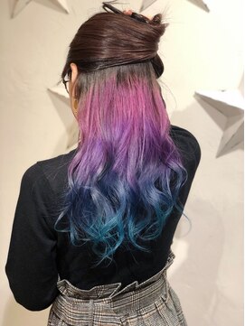ヘアスペース リズム グリーン(Hair space Rizm green) インナーカラー