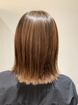 キー(KEY) ミディアムの外ハネ