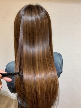 ルチカ(Luccica) 【Luccica】サラサラツヤツヤ髪質改善トリートメント