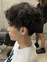 フイ 代々木(Hui)&nbsp;メンズ/アップバング/ツーブロックマッシュ/束感ショート波巻き