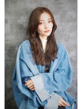 オグジュアリー 表参道(aux.) さらっと雰囲気あるレイヤースタイル