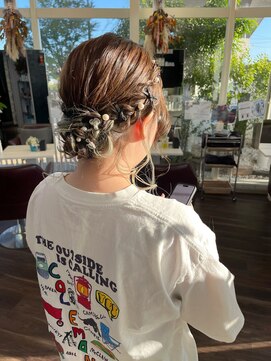 リール(THE RIRE.) ＊THE  RIRE.  編み込みシニヨンアレンジ＊