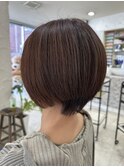 前下がり丸みボブ