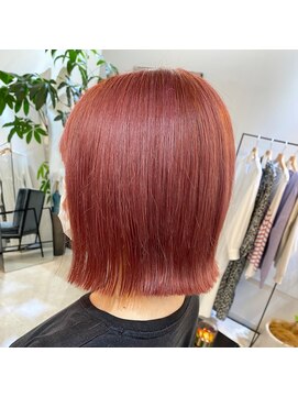 ジ エクト ヴィシア 心斎橋店(The Ect VIXIA) チェリーレッド/ワインレッド/刈上げボブ