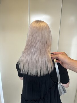 モニカ 栄店(MONIQA) ホワイト