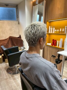 ルースト 原宿店(ROOST) スパイキーショート