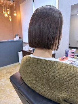 切りっぱなしボブ