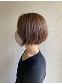 ショートボブ