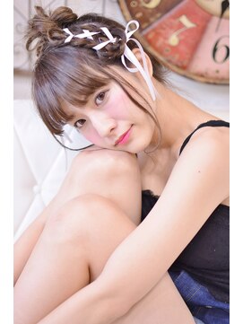 メイズ(MAZE) 編みこみ＋おだんごアレンジ【メイズ東中野・鍛原志行】