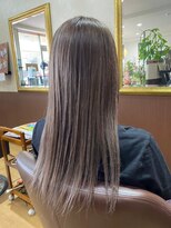 キュアスペース(CURE SPACE)&nbsp;明るいグレージュカラー