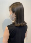 切りっぱなしボブ外ハネシルバーグレーアッシュ顔周り2wayバング