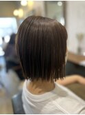 ぱつっとボブ