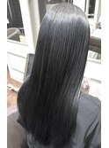 透明感ダークグレージュ×艶髪ストレート