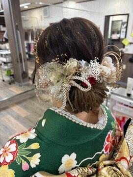 ケーアールツーエス 河内長野店(KR2S) 振袖ヘア