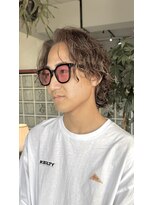アイダブリューティー ヘア デザイン(IWT hair design)&nbsp;メンズサーフカールハイライト【大名/メンズカット/パーマ】