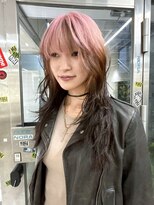 ノラ シブヤ(NORA)&nbsp;★ルーツカラーハッシュカットデザインカラー薄ピンクレイヤー