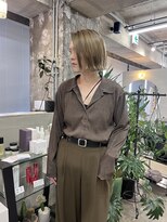 リラ バイ クオーレ(LIRA by CUORE)&nbsp;カーキベージュ