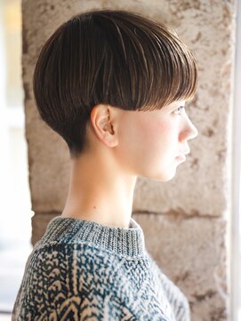 カライング(ing) 大人可愛い20代30代40代黒髪前下がりショートボブ丸みショート◎