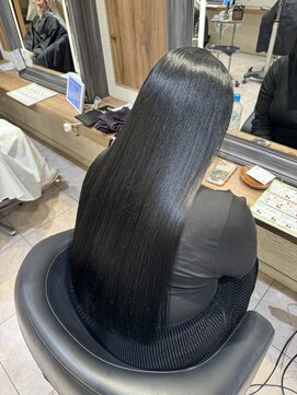 ケンジ 横須賀中央(KENJE) ツヤ感ブルーブラック