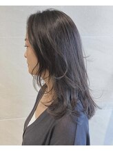 幅が広がるレイヤースタイル。