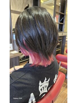 クリック 辰巳店(CLiC) 【ウルフ×インナーカラー】黒髪に映える、チェリーピンク