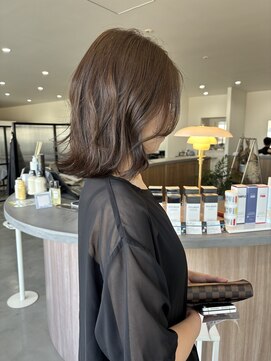 フープヘアー(HOOP.HAIR) ゆる巻きレイヤーボブ