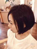 ルポゼヘアー 前下がりボブ