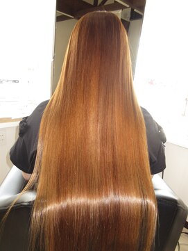 コア フィール ア デイ(COIFFURE A DAY) 【見附今町】M3Dスーパーロング