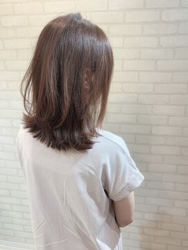 マーリャヘアー(mallia hair) くびれ外ハネセミディ