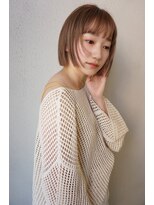 ブゾン(buZon)&nbsp;【buZonブゾン】顔まわりレイヤー×ハイトーンミニボブ