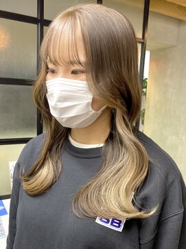 サクラ オモテサンドウ(SAKURA) 派手に見せたいフェイスフレーミングブロンドベージュ