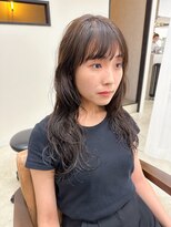 アム(amu)&nbsp;ロングレイヤー/ゆるめパーマ/ロングパーマ/パーマロング