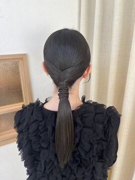 ソノ(sono) タイトポニー タイトヘア ローポニー タイトアレンジ 結婚式ヘア