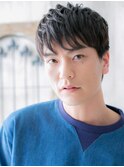 好感度大な前髪パーマ爽やかビジカジくせ毛風ショートV草加