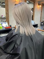 サニー 渋谷(SUNNY)&nbsp;バレイヤージュ、ハイライト、レイヤーロング、グレーベージュ