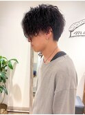 【早坂駆留】前下がりセンターパートツイストスパイラルパーマ