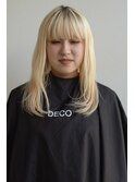 LEDエクステローライト×ブロンドヘア