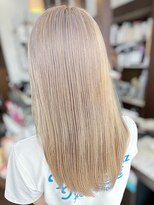 ヘアーショップ エヌアンドエー 幸手店(hairshop N&A)&nbsp;大人かわいいサラ艶デザインカラー ハイトーン金髪透明感カラー