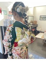 リリー LILY ヘアー メイク HAIR アンド & MAKE&nbsp;成人式前撮り 着付けヘアメイクゆるふわアップ髪飾り