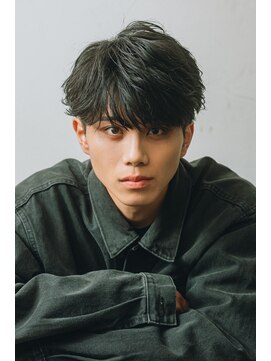 ゼノ 海老名(XENO) シャドウパーマラウンドマッシュフェザーパーマメンズパーマ眉毛