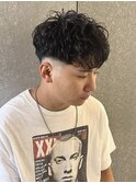 メンズローフェードスタイル刈り上げショート