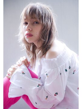 テイラー(Taylor) [Taylor]  ☆外国人風ミルクティーアッシュ