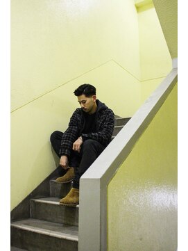 メリケンバーバーショップ フクオカ(MERICAN BARBERSHOP FUK) サイドパートショートセミウェットワイルドツーブロックテクノ76